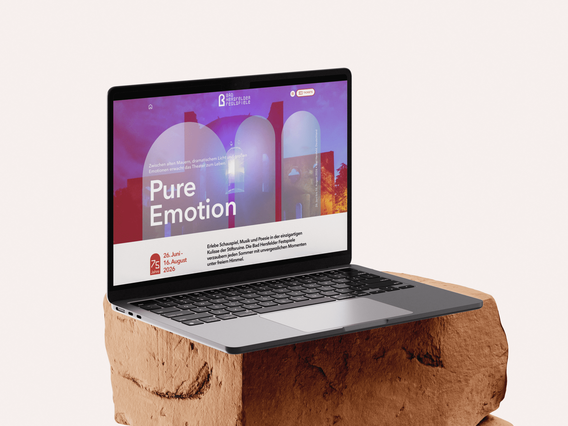 MacBook_Mockup_1